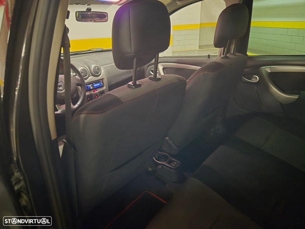 Dacia Duster 1.5 dCi SL Delsey - 26