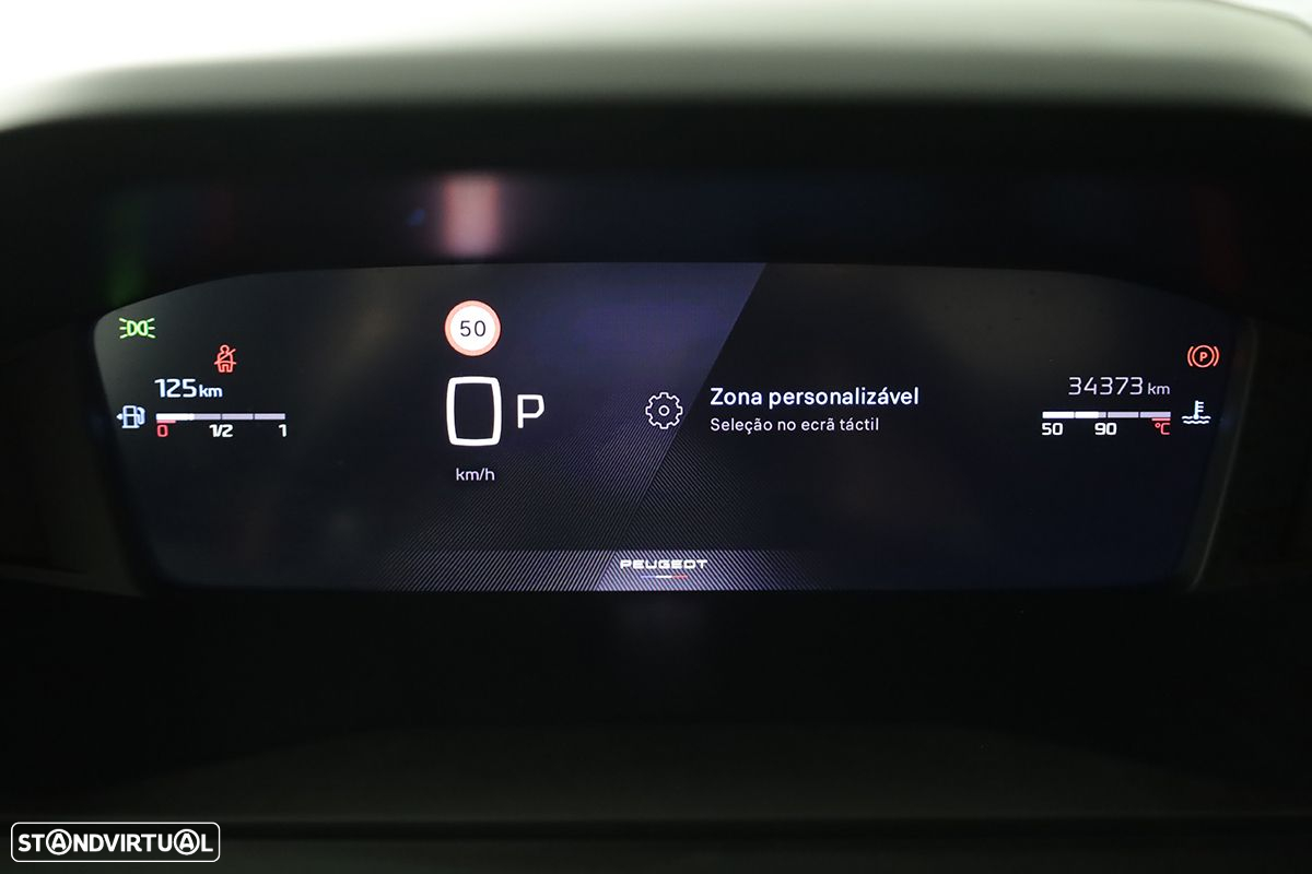 Peugeot 2008 1.2 PureTech Allure EAT8 - 17
