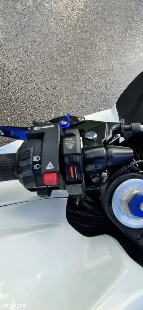 Honda CBR - 21