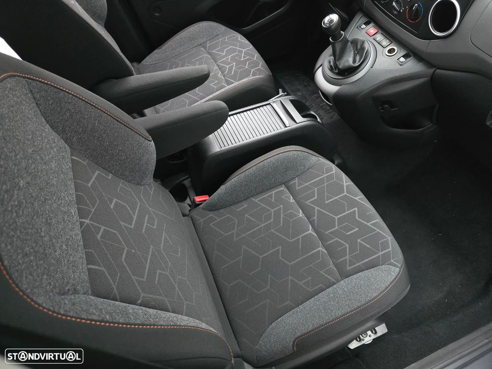 Peugeot Partner 1.6 BlueHDi Style - 21