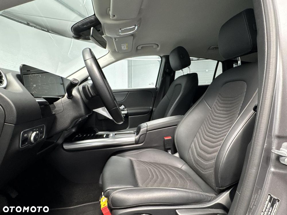 Mercedes-Benz GLA 200 Progressive - 13