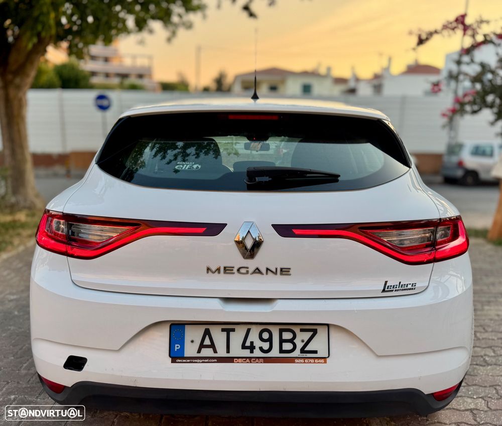Renault Mégane 1.5 Blue dCi Limited - 6