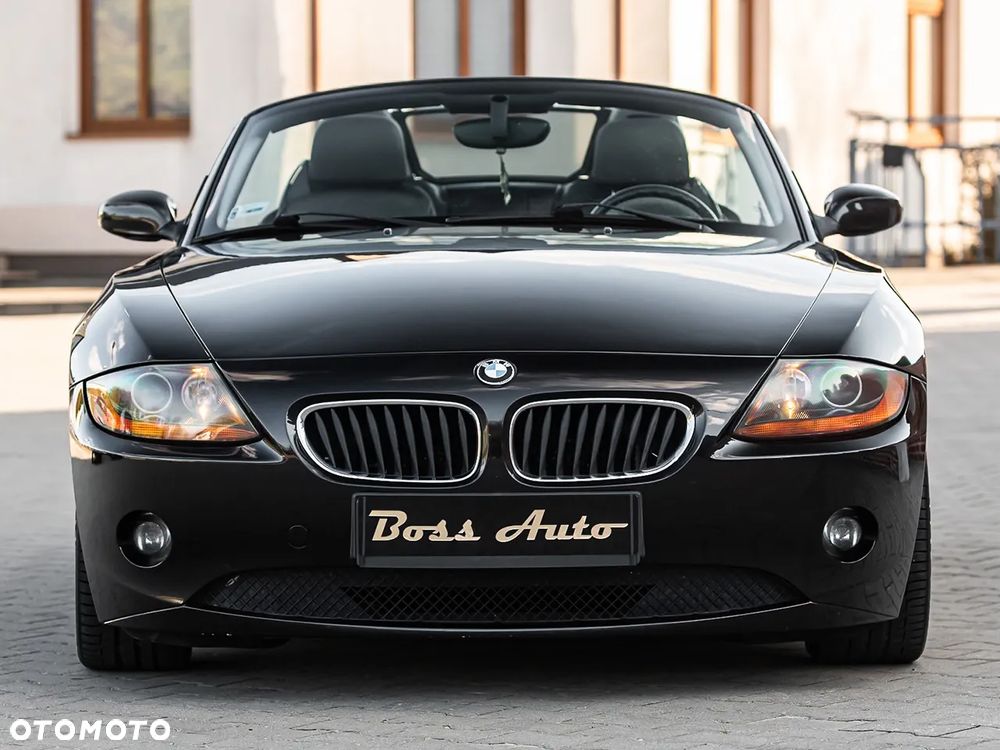 BMW Z4 2.2i - 4