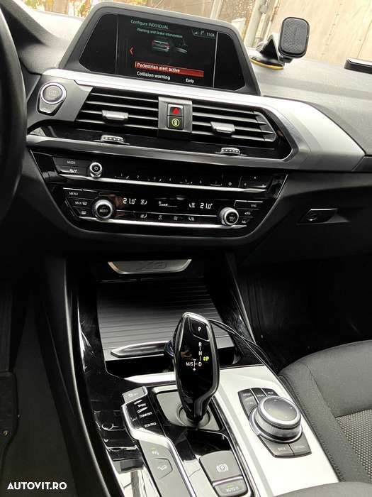 BMW X3 xDrive20d AT Advantage - 7