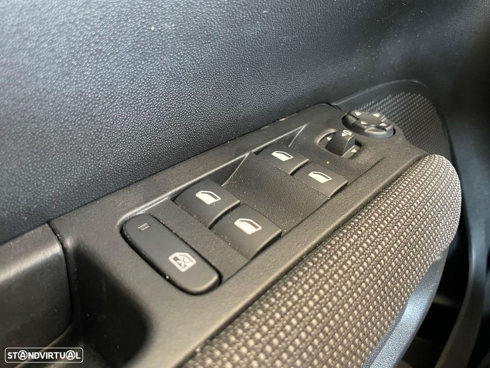 Citroën C3 Aircross 1.2 PureTech Shine - 15