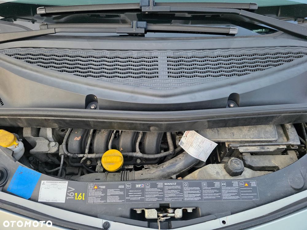 Renault Modus 1.6 16V Dynamique - 19