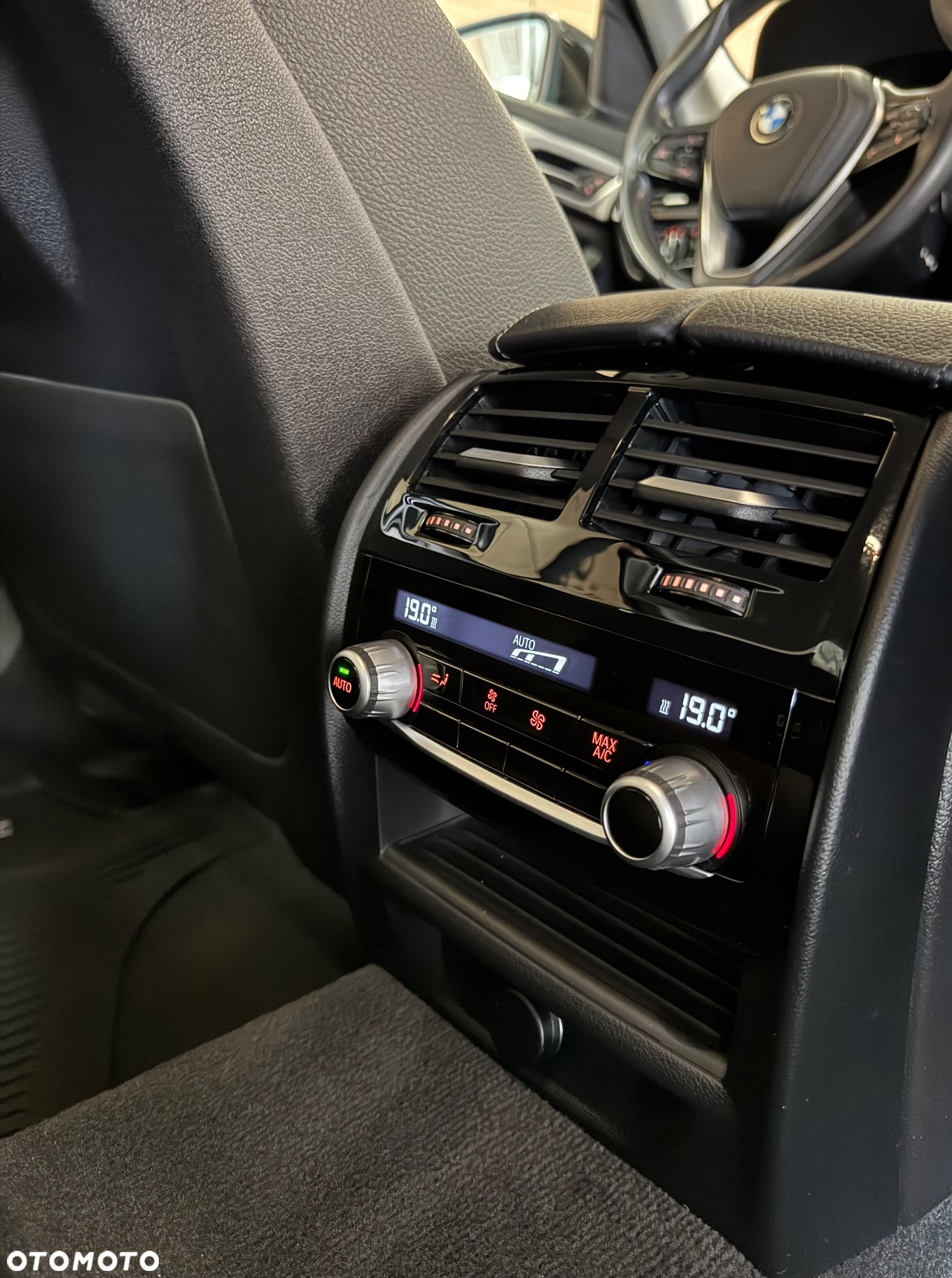 BMW Seria 5 520d xDrive - 18
