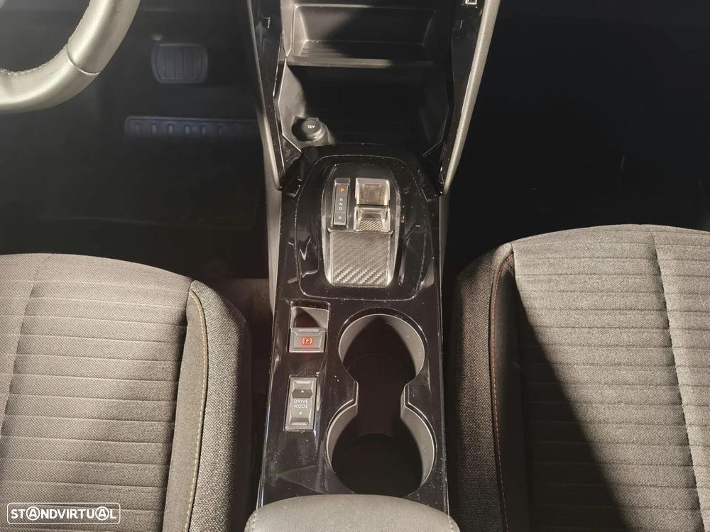 Peugeot e-2008 50 kWh Active Pack - 25
