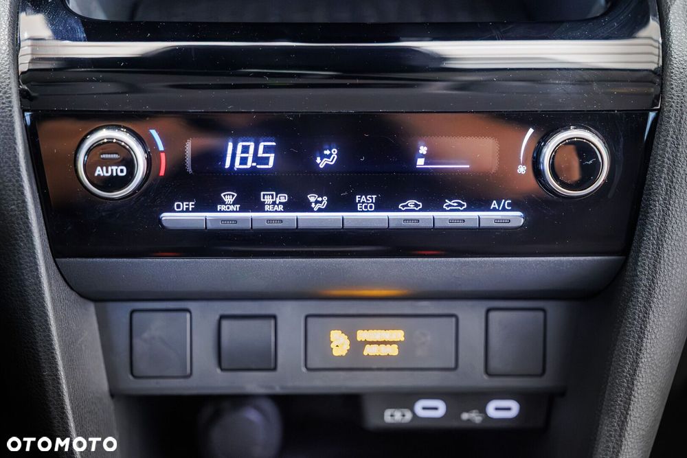 Toyota Yaris Cross Hybrid 1.5 Comfort - 32