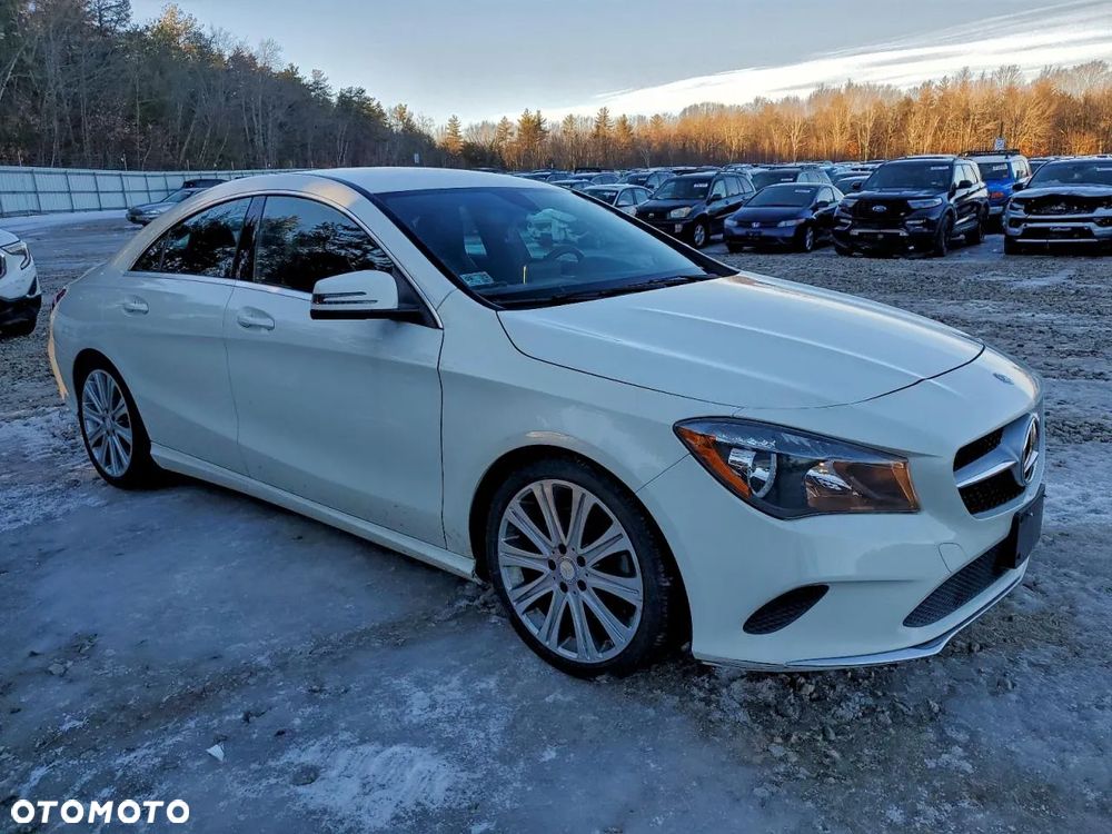 Mercedes-Benz CLA 250 4Matic 7G-DCT - 1