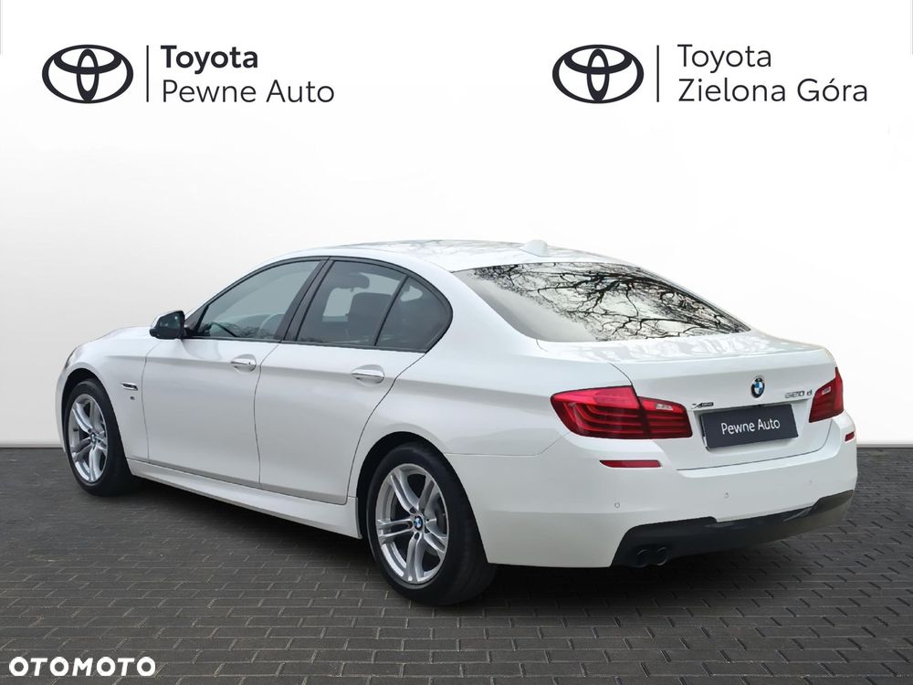 BMW Seria 5 520d M Sport - 5