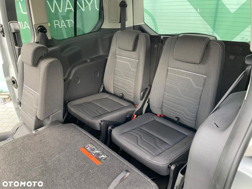 Ford Tourneo Connect Grand - 10