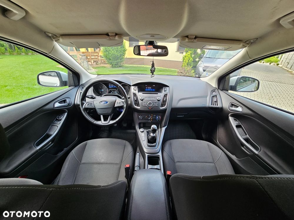 Ford Focus - 11