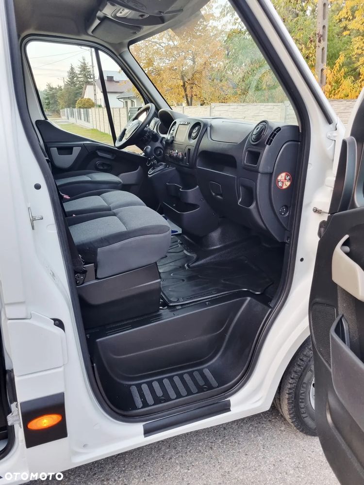 Renault Master - 25