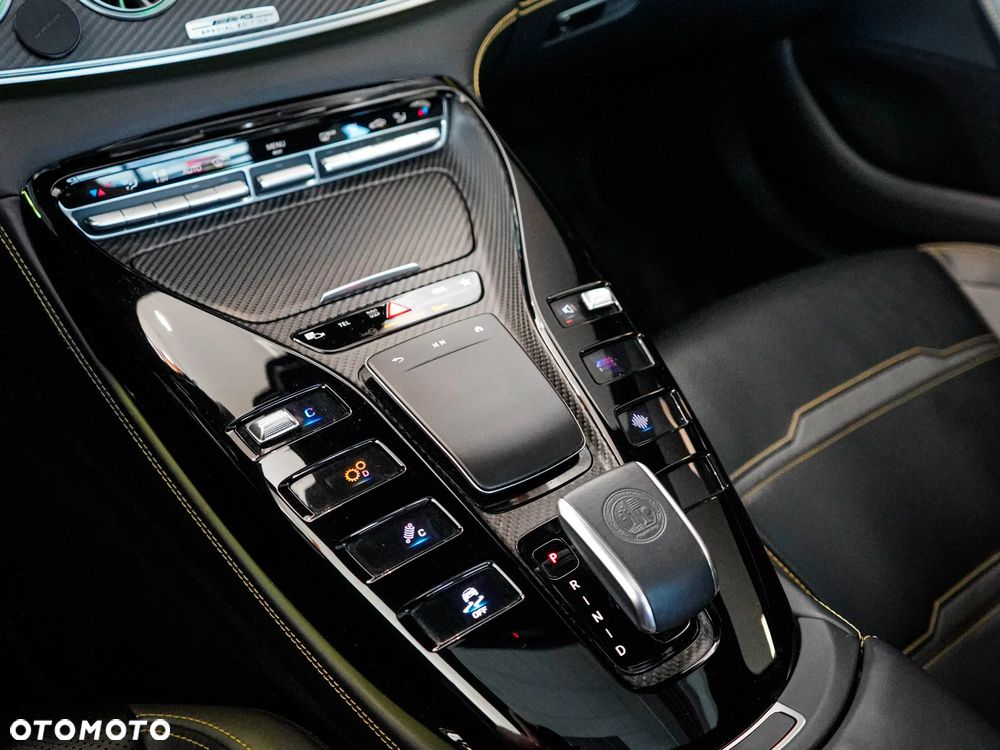 Mercedes-Benz AMG GT 63 S E 4-Matic+ Special Edition Green - 19
