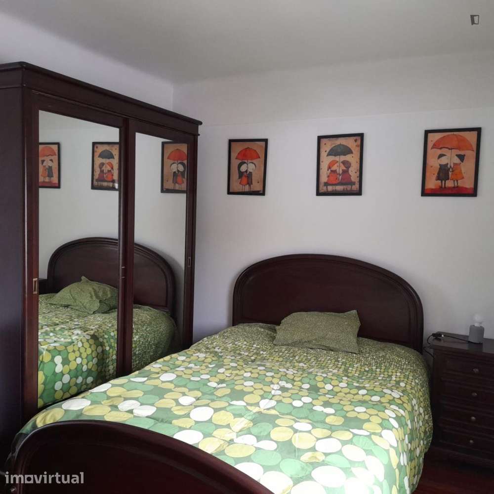 Quarto - localizado em Carnide Lisbon - Grande imagem: 5/17