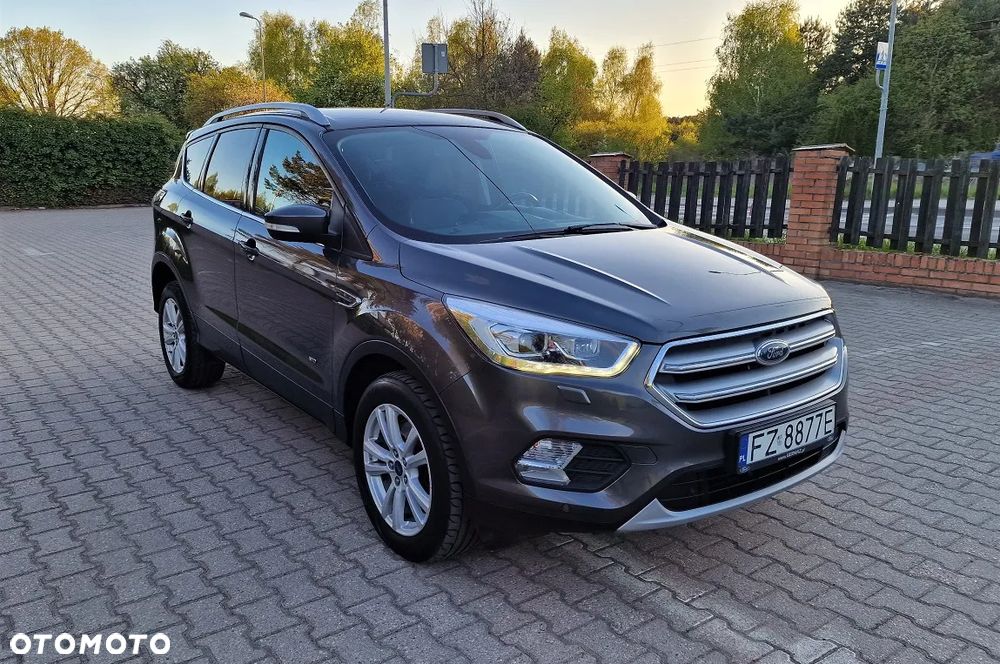Ford Kuga 2.0 TDCi 4WD Titanium Plus - 4