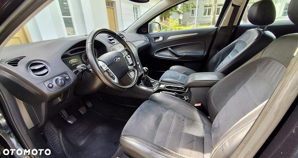 Ford Mondeo - 18