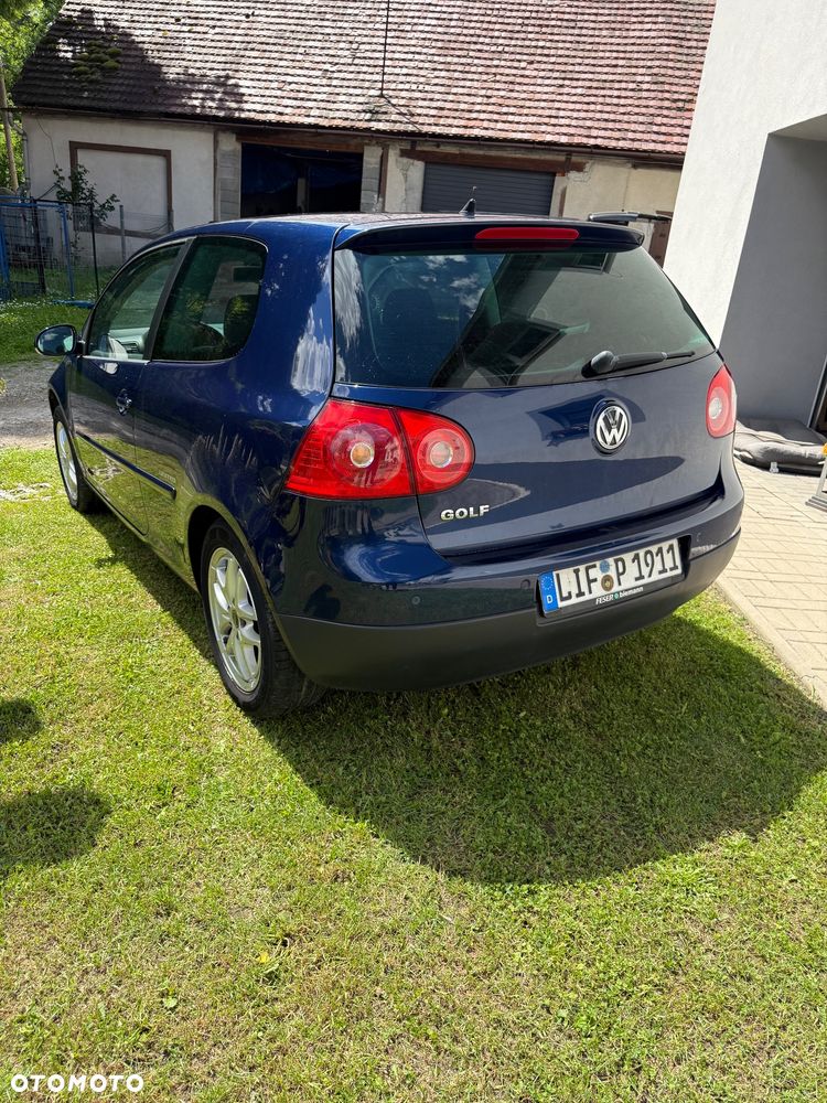 Volkswagen Golf - 4