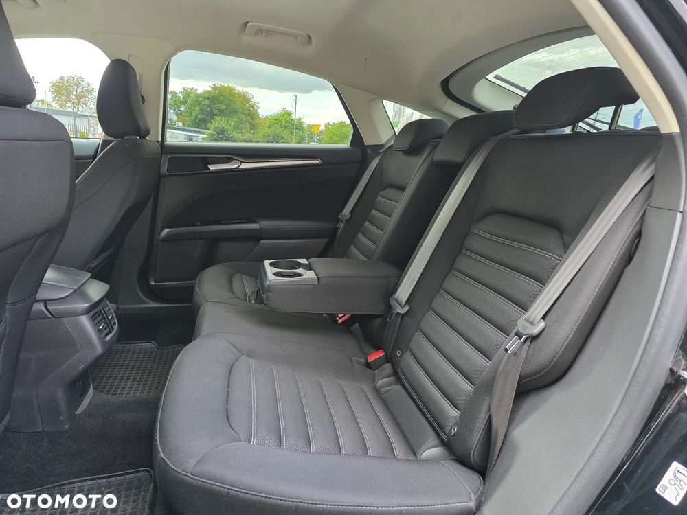 Ford Mondeo - 23