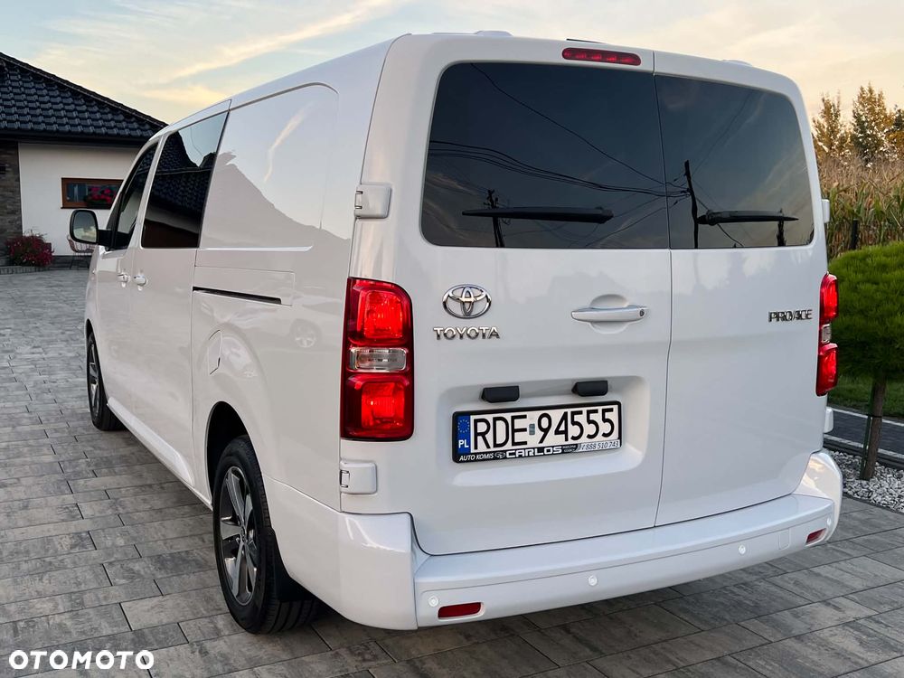 Toyota ProAce 2,0-l-D-4D (5-Si.) Autm Verso compact Team Deutschland - 6