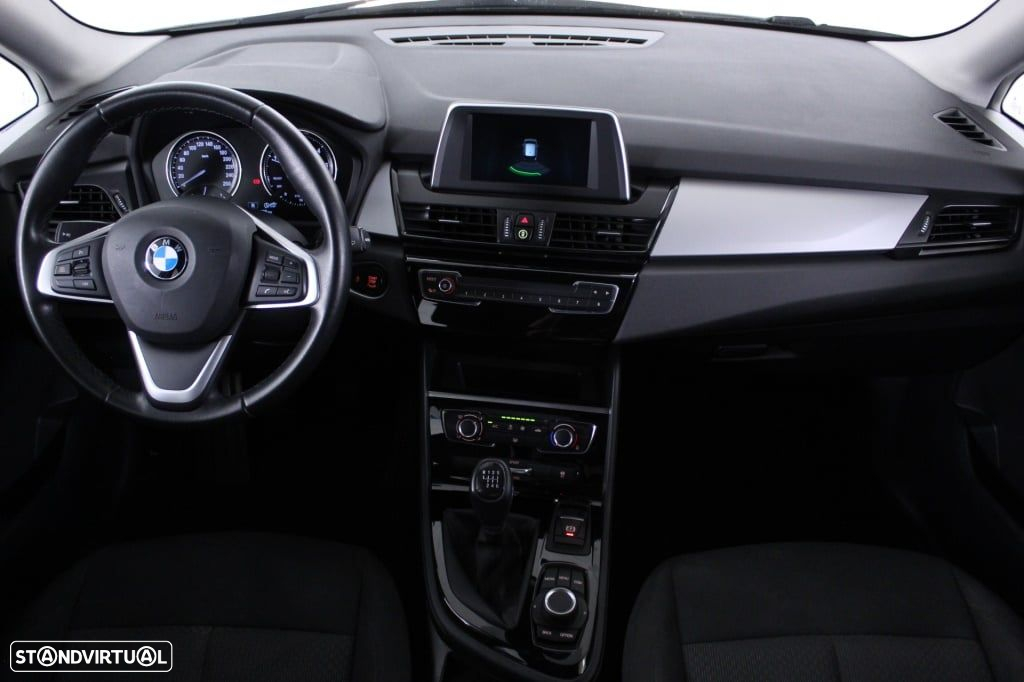 BMW 216 Active Tourer d Advantage - 18