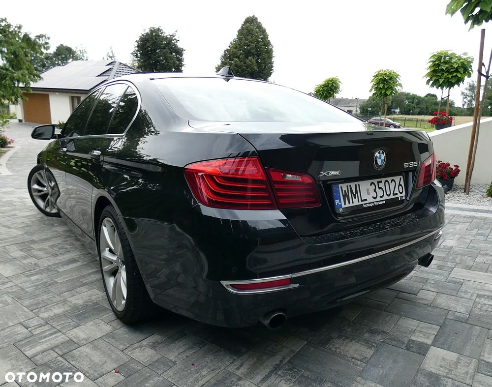 BMW Seria 5 535i xDrive Luxury Line - 35