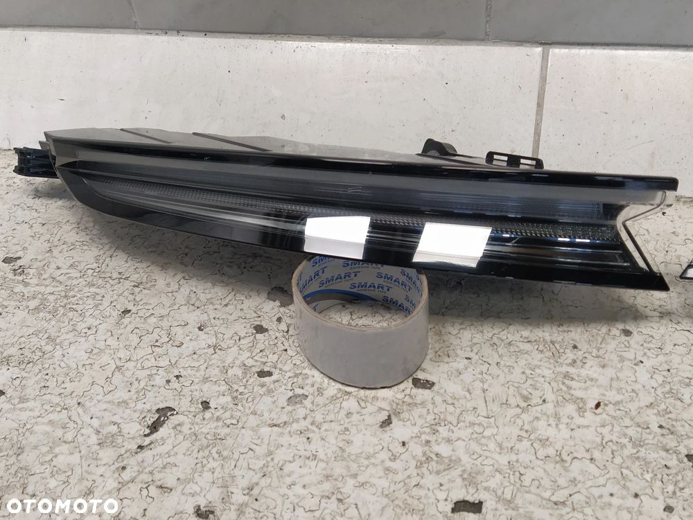 PORSCHE TAYCAN 9JA LAMPA TYŁ TYLNA LED PRAWA LEWA EXCLUSIVE USA ORYGINAŁ - 4