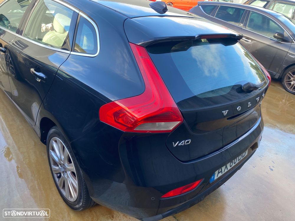 Volvo V40 - 3