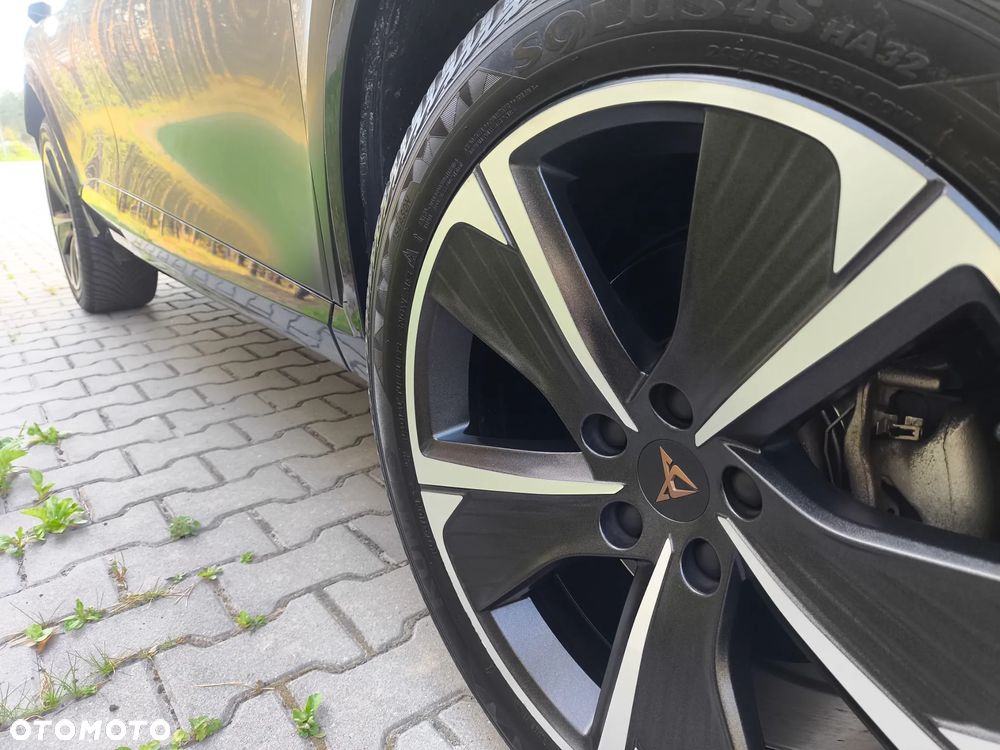 Cupra Formentor 1.5 TSI DSG - 32
