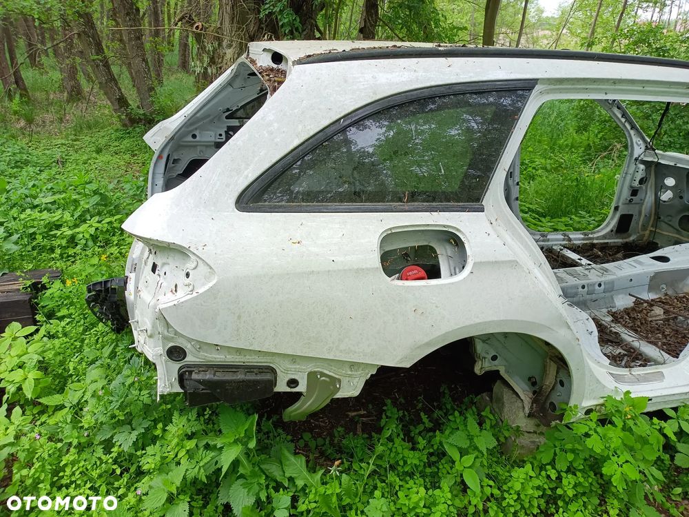 BŁOTNIK LEWY PRAWY TYŁ MERCEDES E KLASA W213 W 213