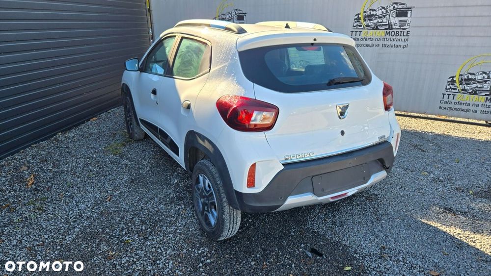 Dacia Spring - 12