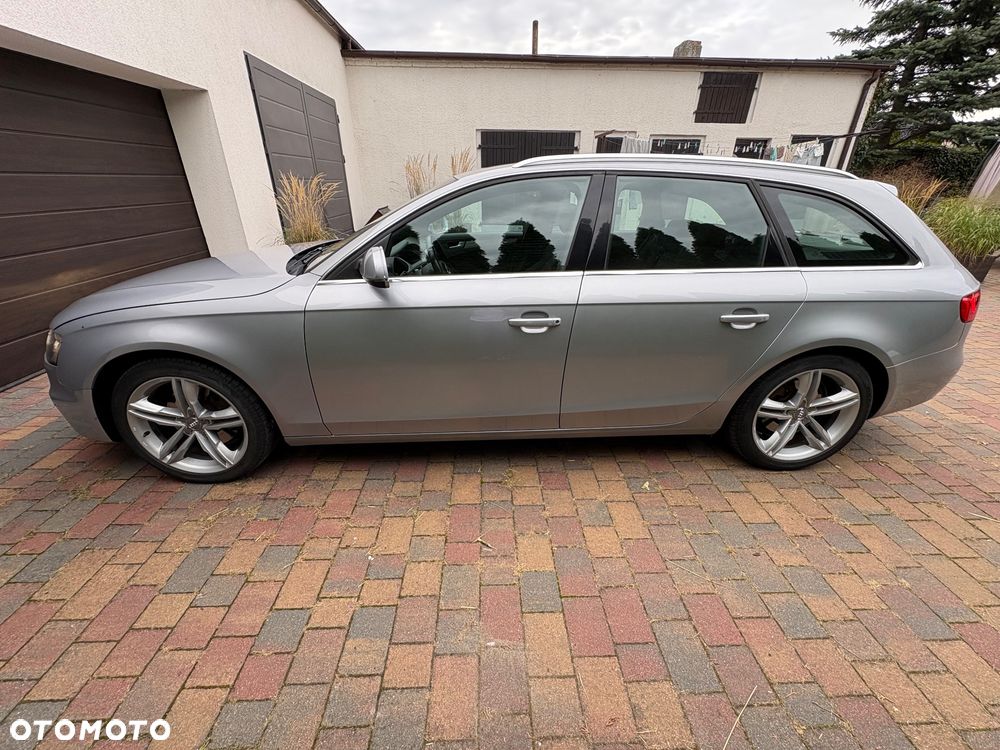 Audi A4 Avant 2.0 TDI quattro - 8