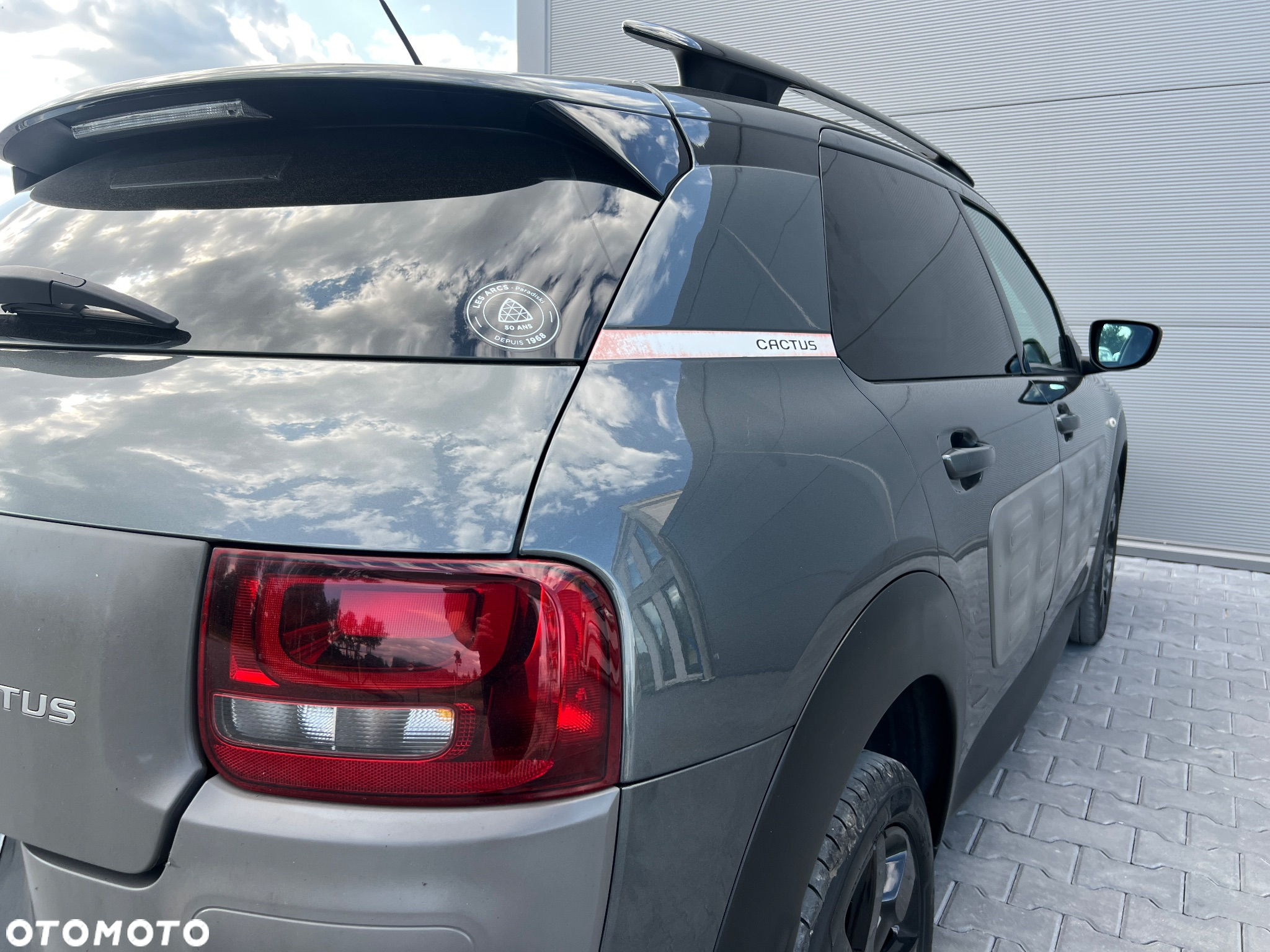 Citroën C4 Cactus 1.2 PureTech Shine Edition S&S - 16