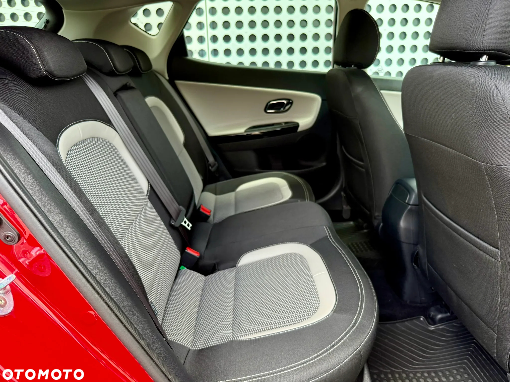 Kia Ceed Cee'd 1.6 GDI L Business Line DCT - 15