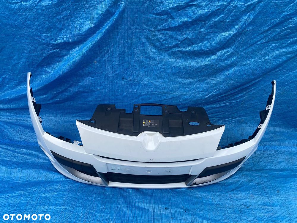 2F Zderzak przód przedni Renault Megane III 3 coupe - 17