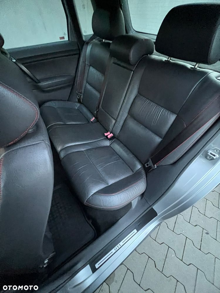 Volkswagen Polo 1.8T GTI - 26