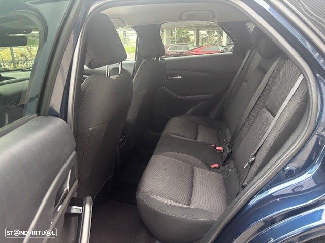 Mazda CX-30 2.0 Sky-G Evolve i-Active - 11