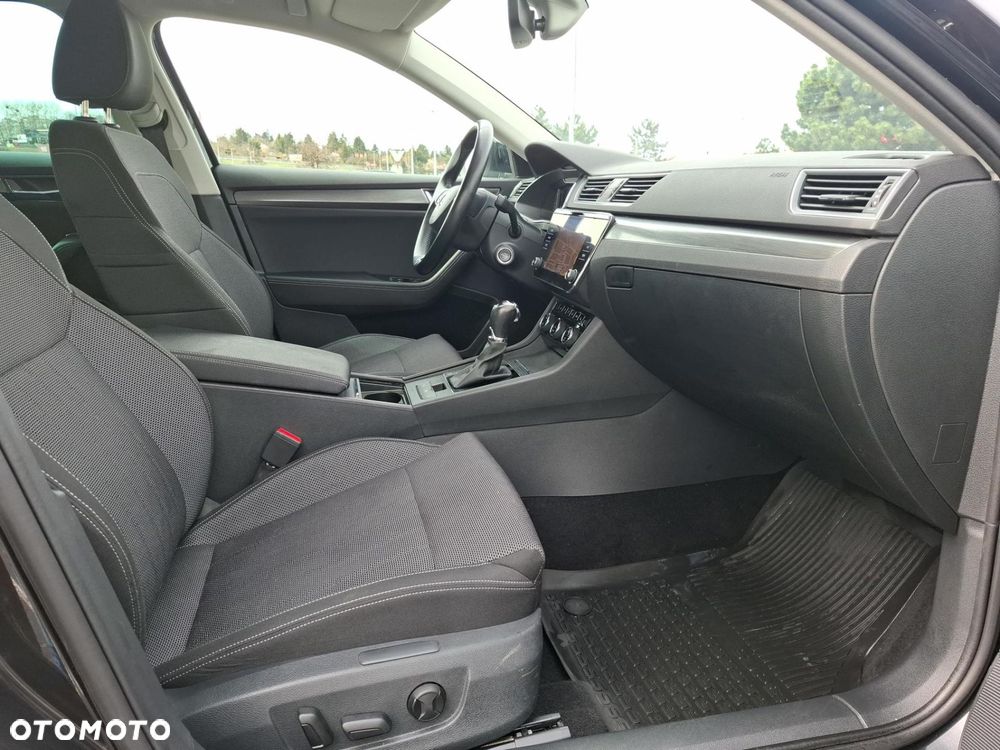 Skoda Superb 2.0 TDI SCR Style DSG - 19