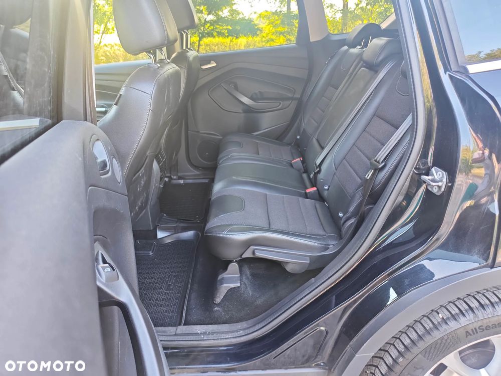 Ford Kuga 2.0 TDCi 4x4 Titanium - 20