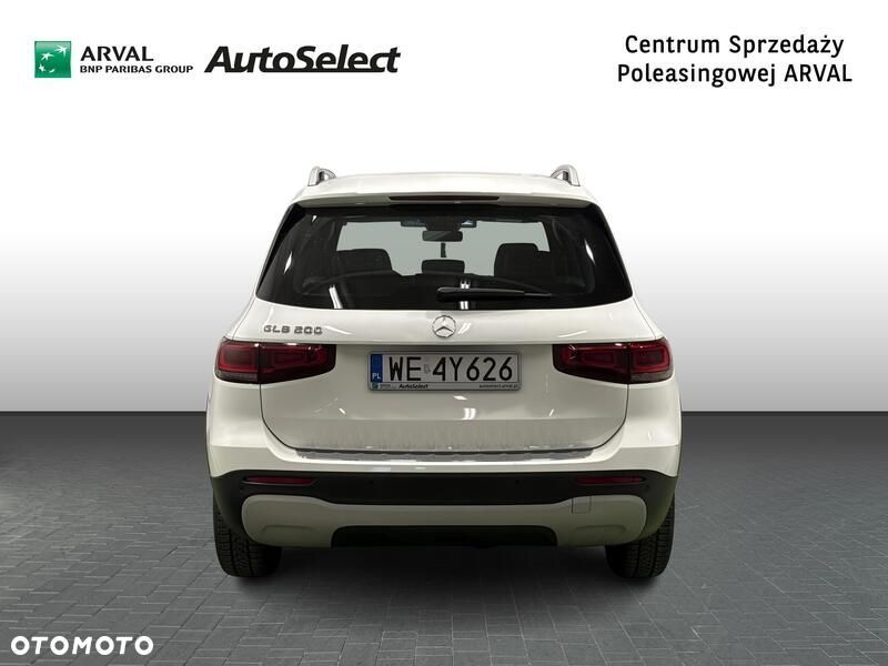 Mercedes-Benz GLB 200 7G-DCT - 5