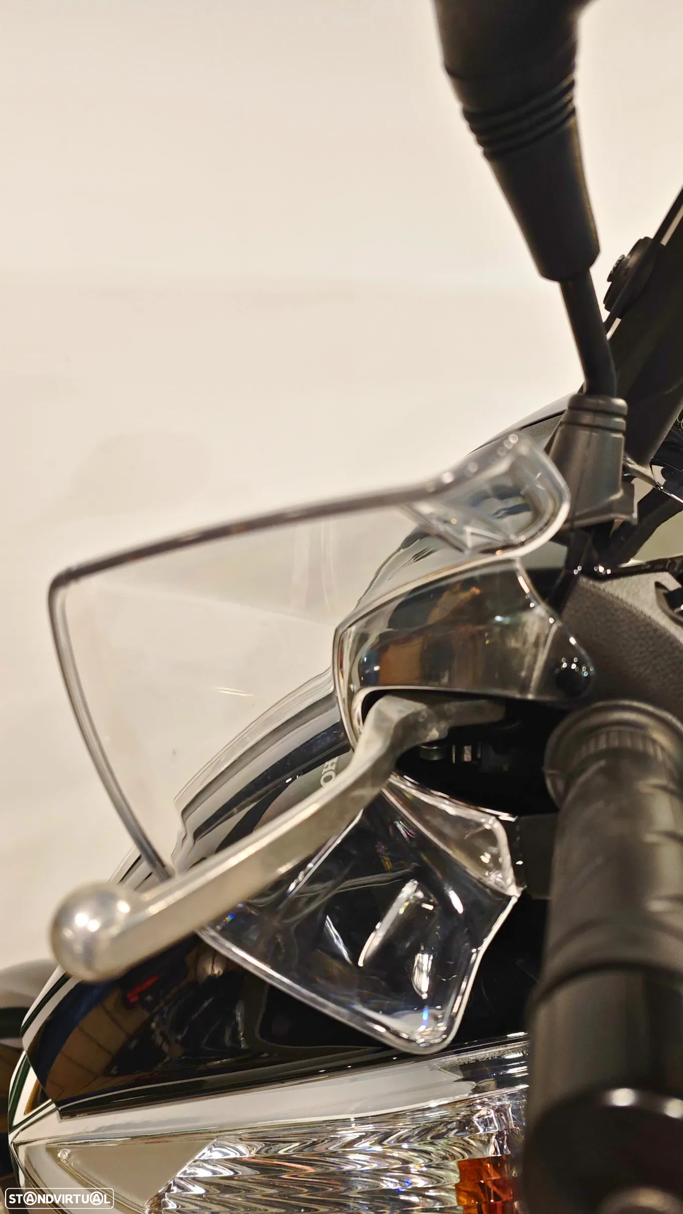 Honda SH 300i - 3