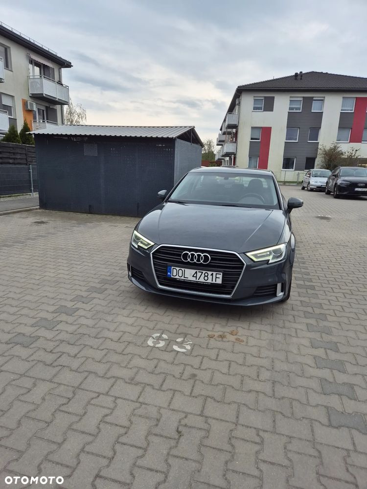 Audi A3 3-drzwiowe 1.5 TFSI cylinder on demand design - 3