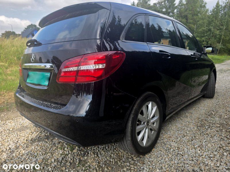 Mercedes-Benz Klasa B 180 d 7G-DCT Edition - 9