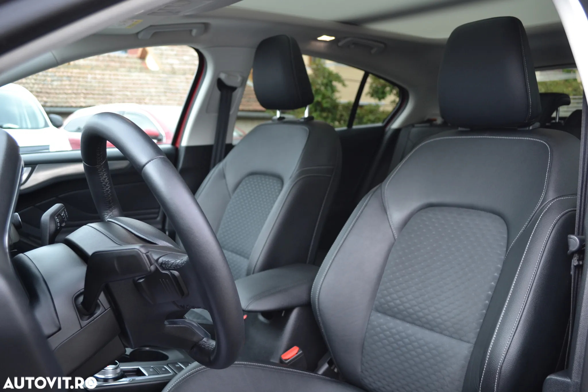 Ford Focus 1.5 EcoBlue Start-Stopp-System Aut. TITANIUM - 21