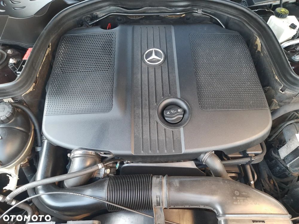 Mercedes-Benz Klasa E 250 CDI 4-Matic BlueEff - 30