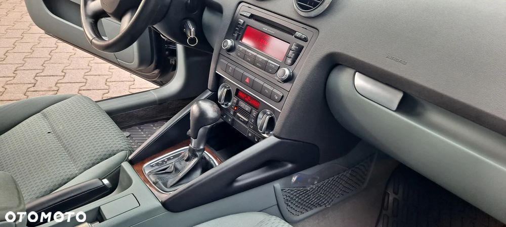 Audi A3 Sportback 2.0 FSI tiptronic Ambiente - 32