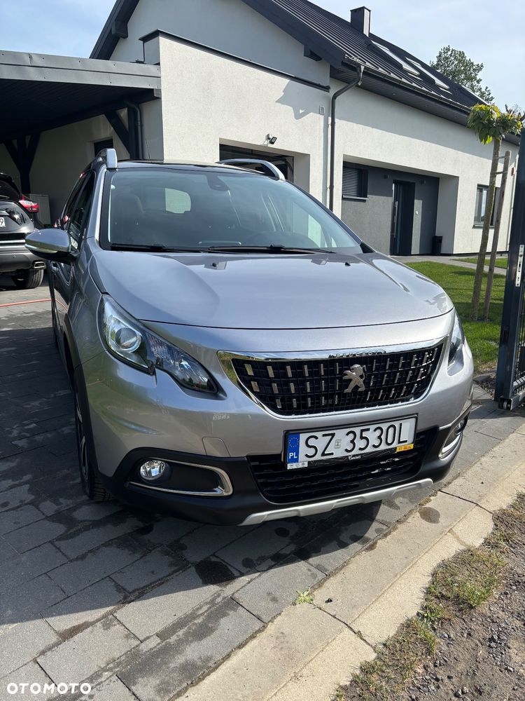 Peugeot 2008 1.2 Pure Tech Allure S&S EAT6 - 1