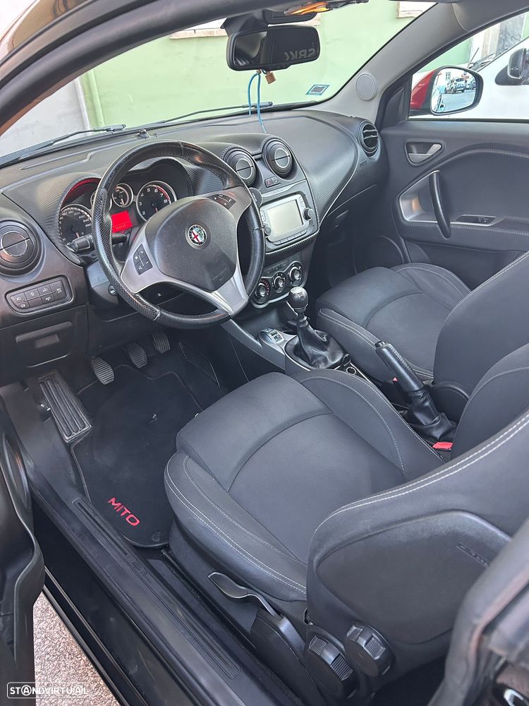 Alfa Romeo MiTo - 11