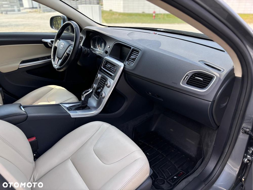 Volvo S60 - 22